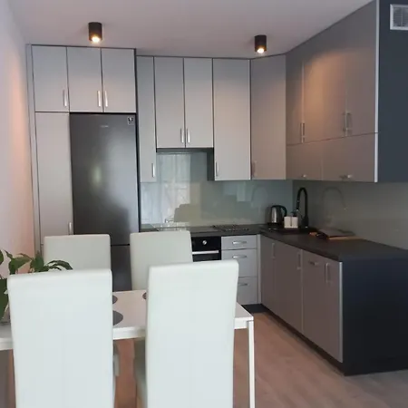 Na Grobli , 2-pokoje, Wroclaw,blisko Zoo, Rynku, Hydropolis Апартаменти